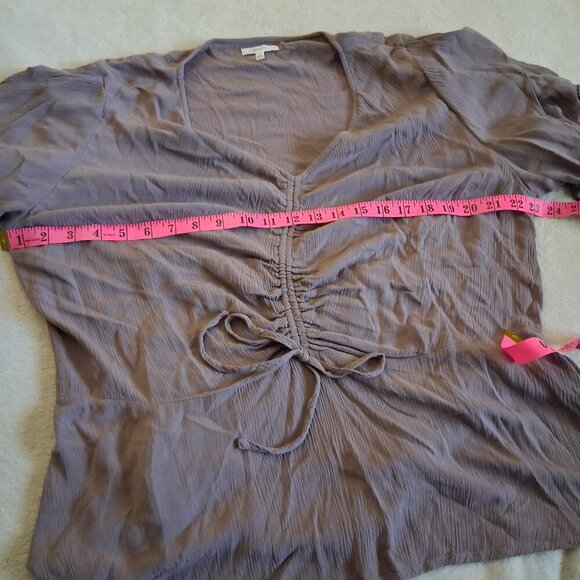 Maurices Women's Size XXL Mauve V Neck Ruched Front Ruffle Short Sleeve Blouse - Picture 10 of 11